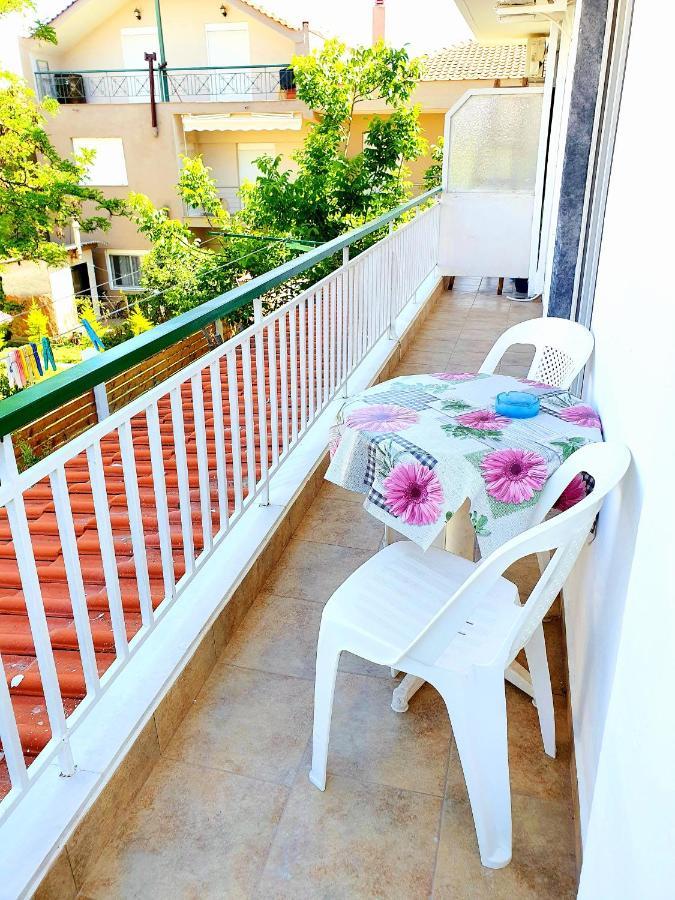 Cozy & Cool Apartment N1 30M From Sea Nea Kallikrateia Exterior foto