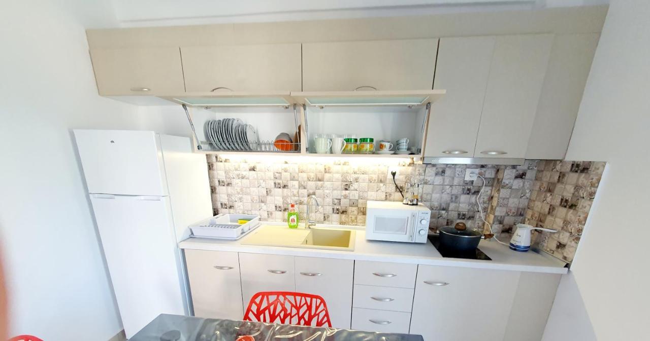 Cozy & Cool Apartment N1 30M From Sea Nea Kallikrateia Exterior foto