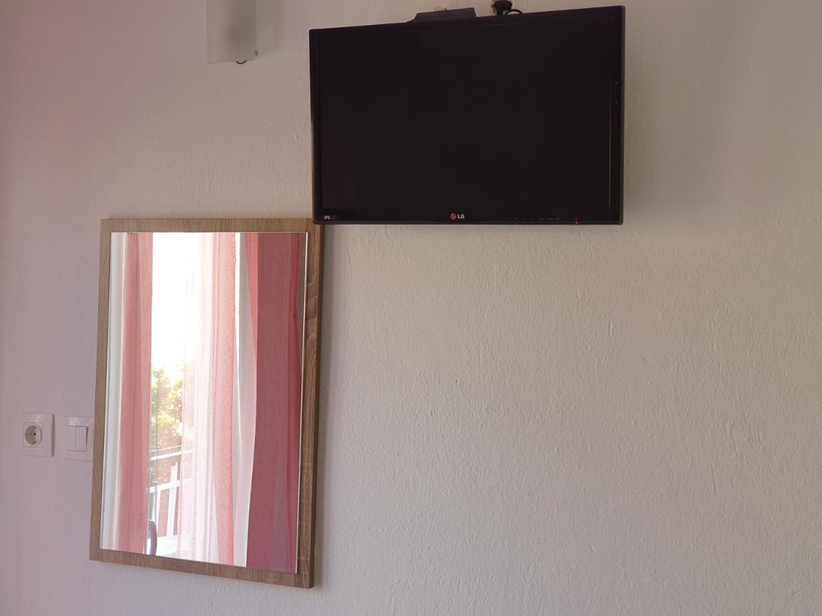 Cozy & Cool Apartment N1 30M From Sea Nea Kallikrateia Exterior foto