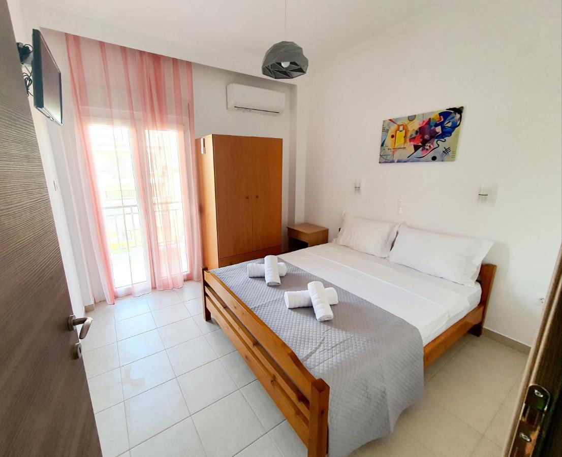Cozy & Cool Apartment N1 30M From Sea Nea Kallikrateia Exterior foto